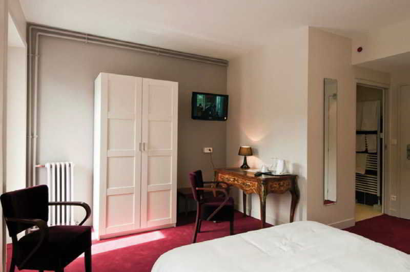 Hotel Bristol Реймс Экстерьер фото